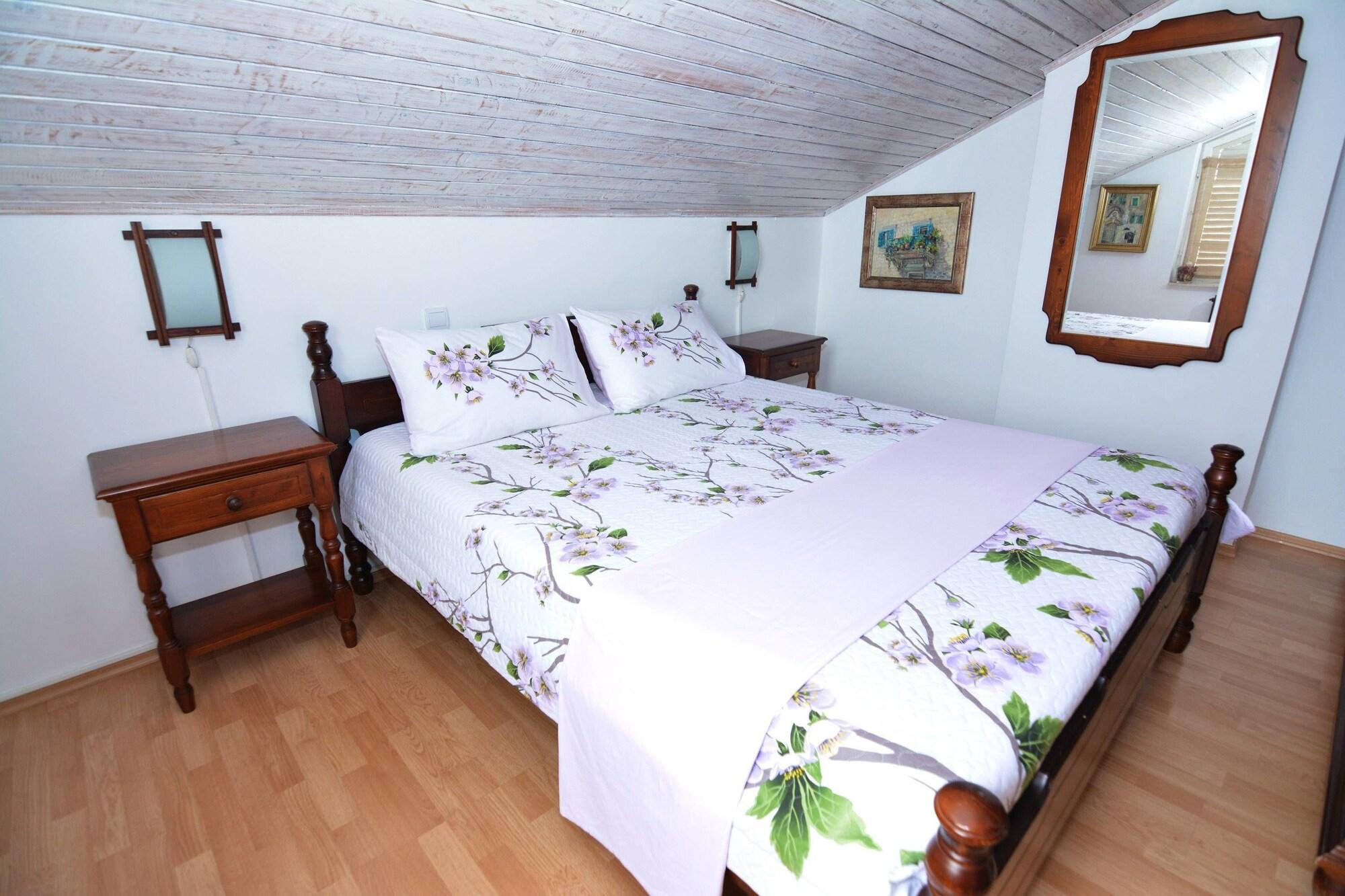 City House Apartments Tivat Dış mekan fotoğraf