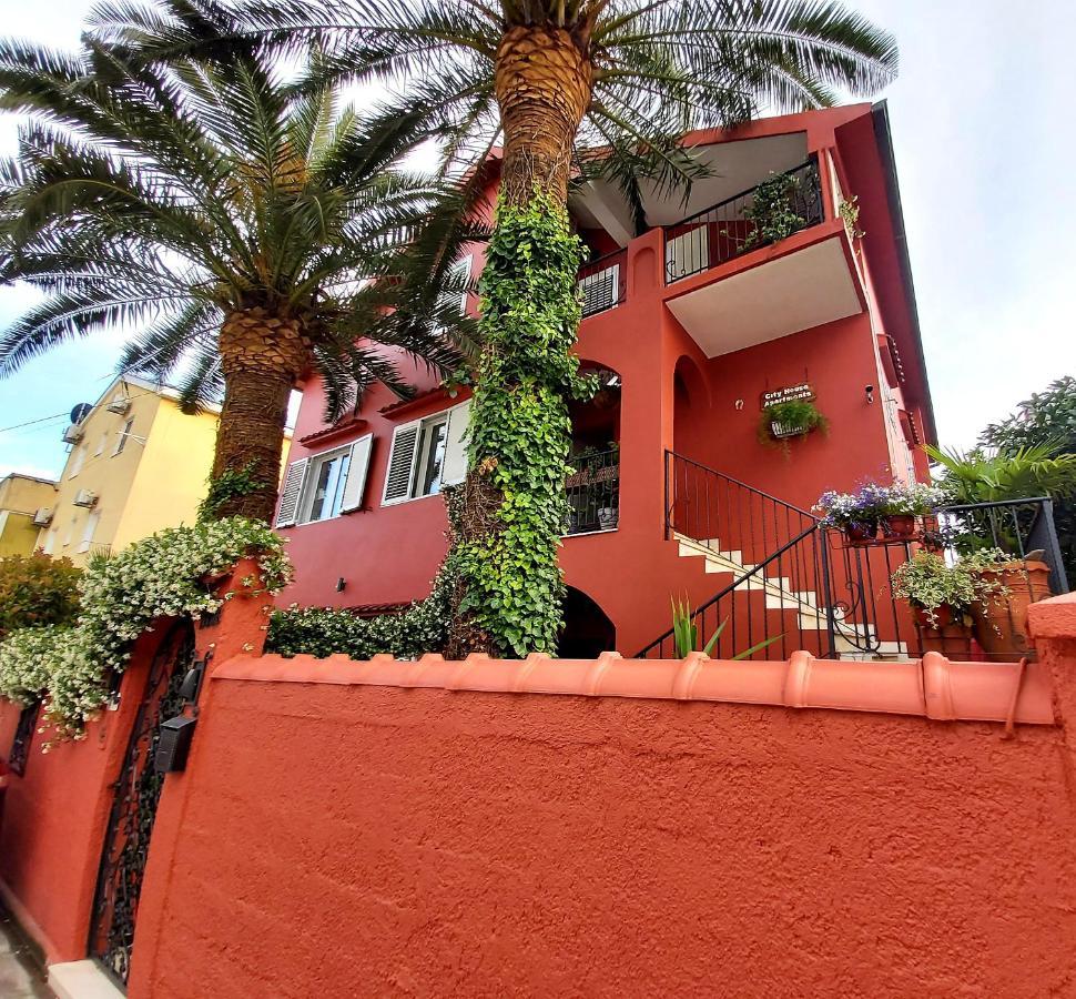 City House Apartments Tivat Dış mekan fotoğraf