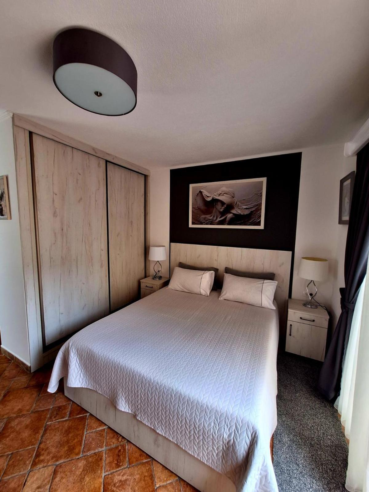 City House Apartments Tivat Dış mekan fotoğraf