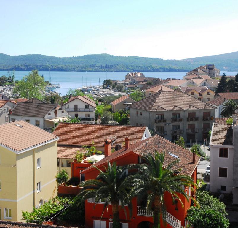 City House Apartments Tivat Dış mekan fotoğraf