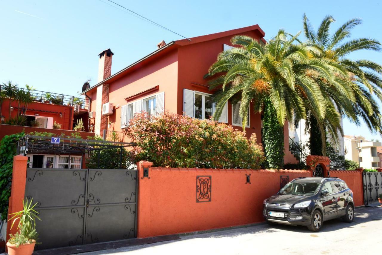 City House Apartments Tivat Dış mekan fotoğraf
