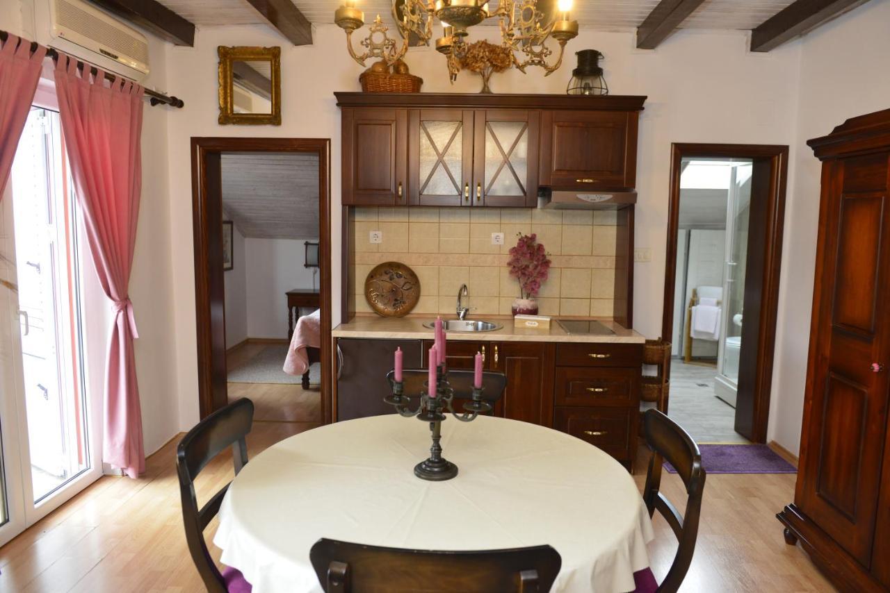 City House Apartments Tivat Dış mekan fotoğraf
